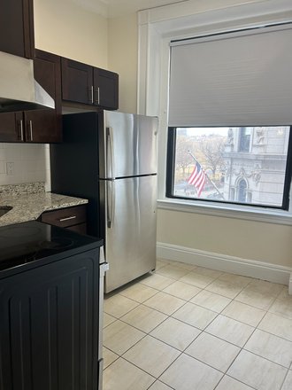 3 - AVAILABLE NOW! Sweet 1 bed/1 bath, Pets Friendly, close to MBTA, No Fee! Apartments