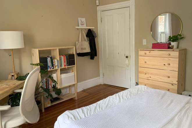 room - Sunny Riverside 2 bed, close to river Apartments