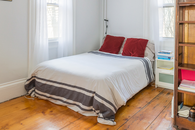 Bedroom - Cozy Furnished 1BR walking distance from Harvard and MIT Townhome