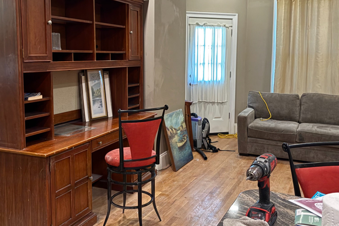 living room/desk - Luxury townhouse near NEU w parking - Summer Sublet or Lease in September