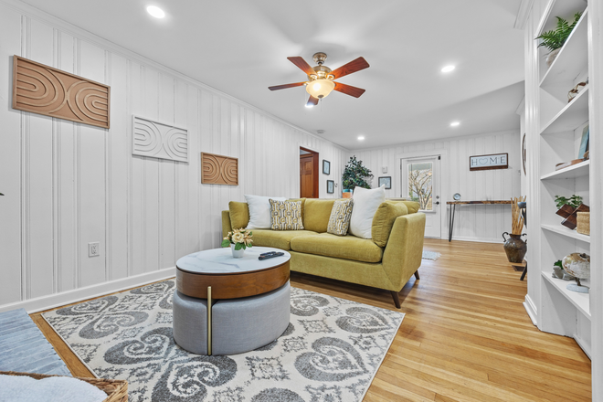 Living Room - Charming Decatur Retreat – Minutes from Emory --  Fully Furnished, Utilities Included House