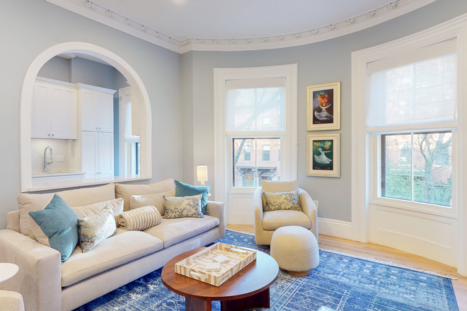 Living Room - WOR864 Stylish 2BR in South End w/ In-unit Laundry Apartments