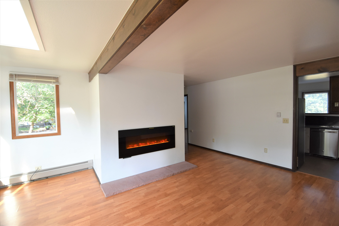 Living Room - 1609 North St. House