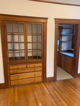 Living Room - Deluxe Private Furnished bedrooms minutes to Harvard & MIT! Apartments