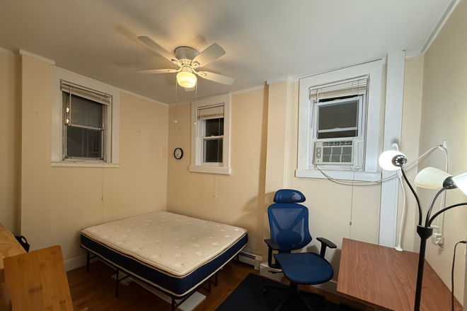 Bedroom - Furnished room in 3BR apt-Nassau St-Princeton