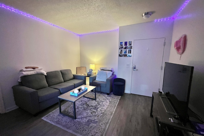 Family Room - University View Apartments