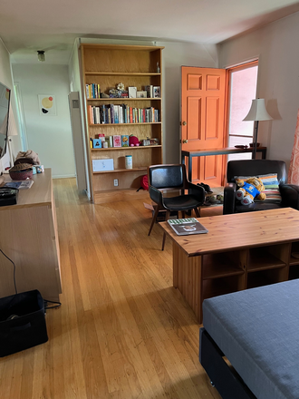 Living room - 1BR/1BA Apartment in Berkeley's Westbrae Neighborhood