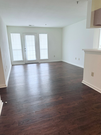 Livingroom and dining room - Park Crest Terrace