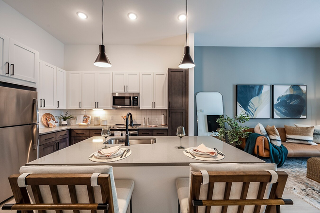 20 - Citizen at Waterset Apartments