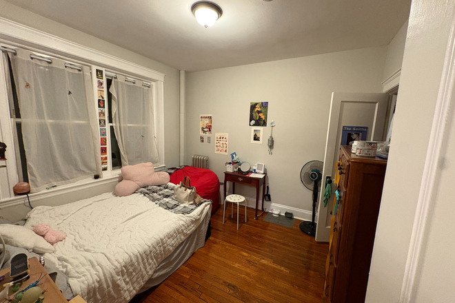 bed - 2 bd Allston Apartments