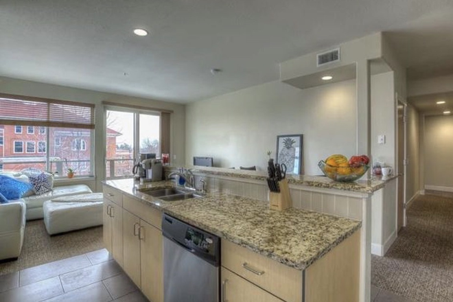 Kitchen - The Ledges