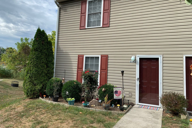 Photo - 2 Bedroom 2.5 Bath Townhouse