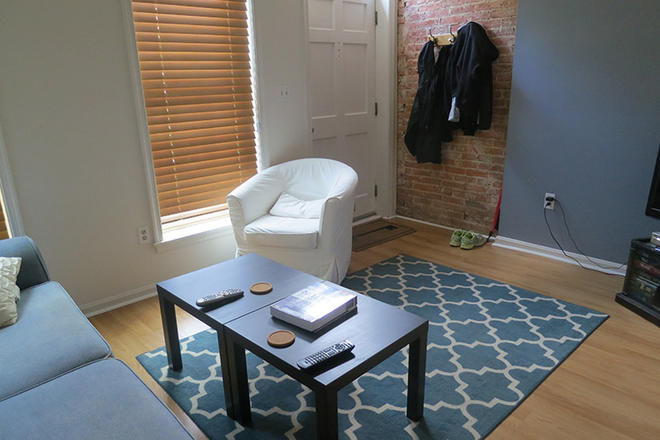 Living room - Spacious 3BR/2BA in the Heart of Ridgely’s Delight and Steps from UMB! Townhome
