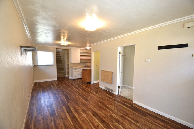 Living Room - 2545 Pine St. Duplex