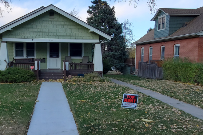 Front view - Attractive apartment close to CU campus-Utilities included (Univerity Hill)