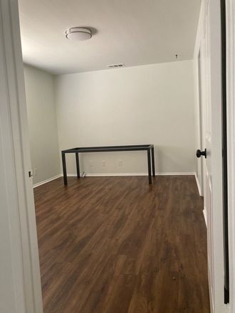 Bedroom - House-apartment close to Chapman Campus. 7 blocks East of Campus at Palm Ave and N. Lincoln St.