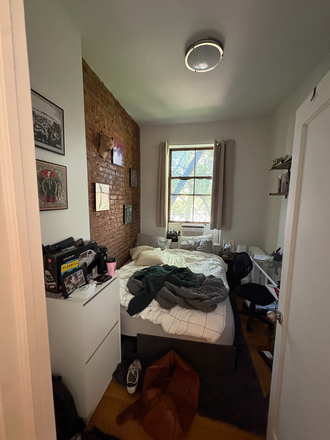 Bedroom, queen sized bed - Looking to sublease one bedroom in a two bed one bath in Soho. Apartments