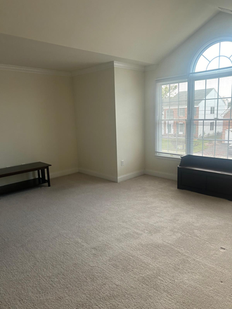 Master Bed Room - Furnished 5BR home-Caleb Lane-Princeton
