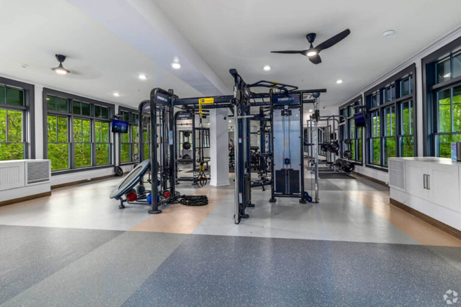 Fitness Center - Arcadia Student Living Townhome