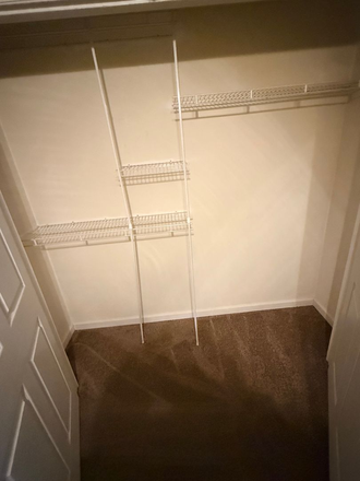 Photo - Autumn Chase - 2BR/2.0BA Apartments