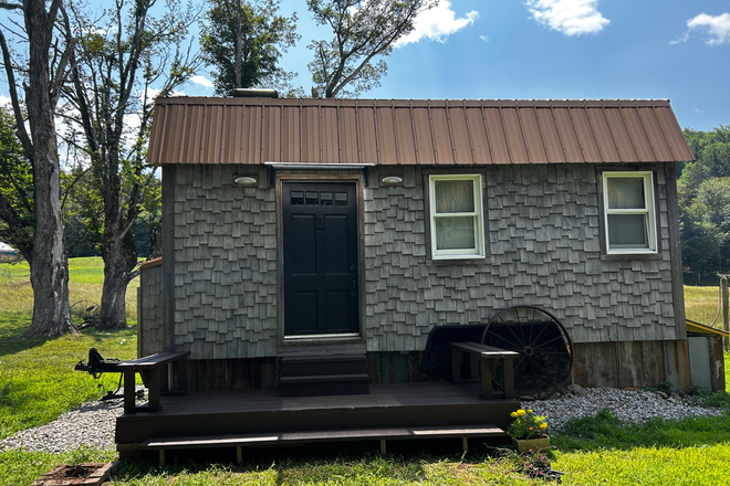 Entrance - Tiny Home in Stockbridge VT