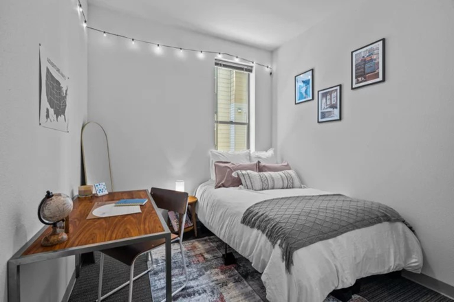 Bedroom - The Soto Summer Sublet