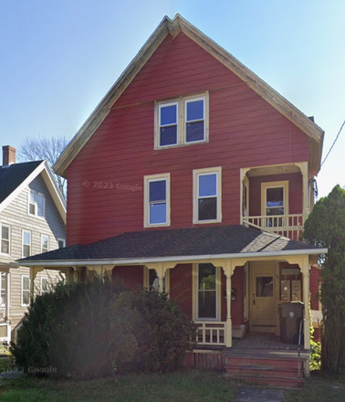 Outside of house - Furnished Student Rental Utilities included