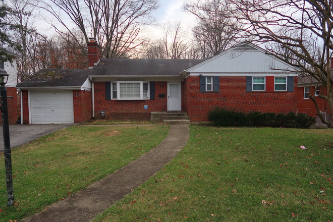 Front of House - 7804 temple St (whole house for rent)