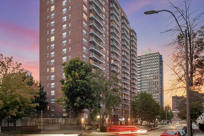 Jvue at LMA - 75 Saint Alphonsus Street Apartments