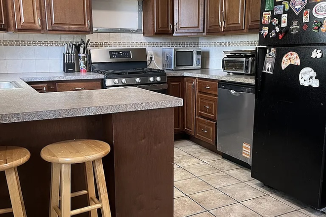 Kitchen - 4BR House — $700/mo per Person — Manayunk/Roxborough