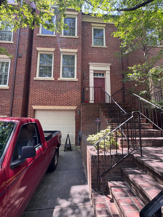 Shared Townhome in the Cloisters - One Bedroom for Rent in Georgetown Townhome