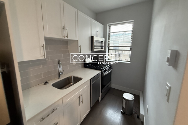 81 Park Dr - 2 Beds - [no broker][Sept 1st] Modern 2 beds in West Fens [Students welcome]