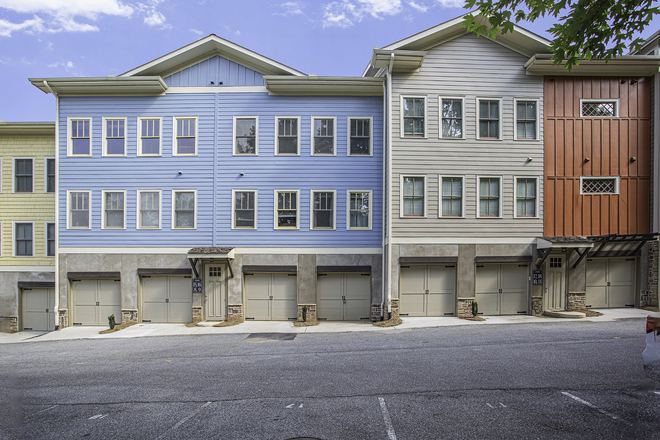 Building Exterior - Ideal for Faculty, Grads, or Med Professionals – Luxury Condo Near Campus