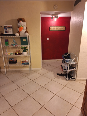 living room - Lovely 1 Bedroom 1.5 Bath Condo Walking Distance to UM Fully Furnished