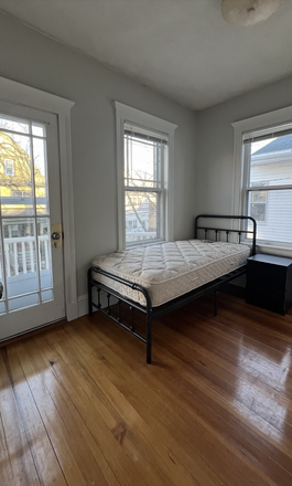 - - PRIME LOCATION 4 BEDROOM AVAILABLE FOR 6/1/2027 Apartments