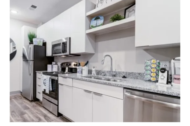 Kitchen - Union Chapel Hill Apartments