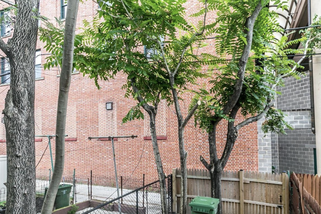 Outside - Backyard - 2 Bed 2 Bath Furnished Townhome in Washington Village Near The Raven's Stadium