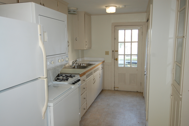 Kitchen - 2 Bedroom apartment in Padanaram Village.