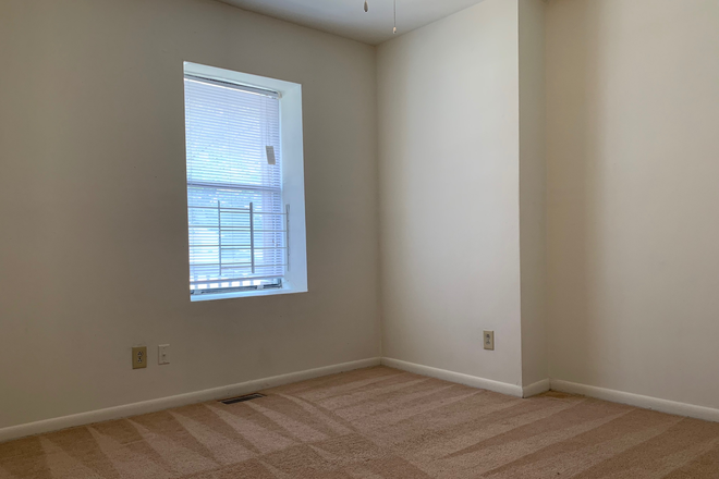 Bedroom - (ODUrent) 1322 42nd Street - 4 Bed 2 Bath House