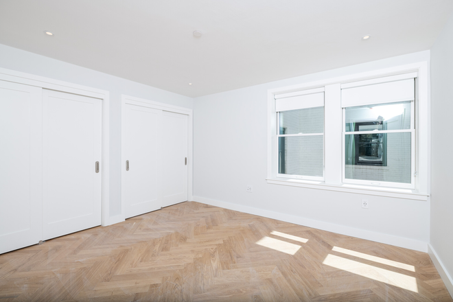 Hub Realty - Beautiful 1 bedroom on Boston Common with new kitchen and bath, laundry in unit Apartments