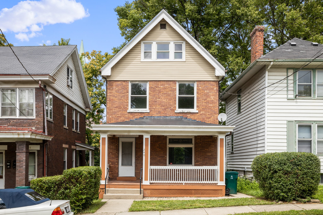 2 - 240 Oak Street Home - 6 Beds/3.5 Baths