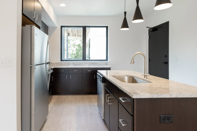 Kitchen - 4BD/3BA Varsity Park Sublease Spring 2026 — Rooms Open, Furnished