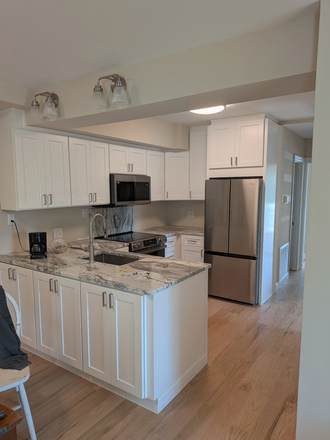 kitchen - 116-118 Ashley Ave