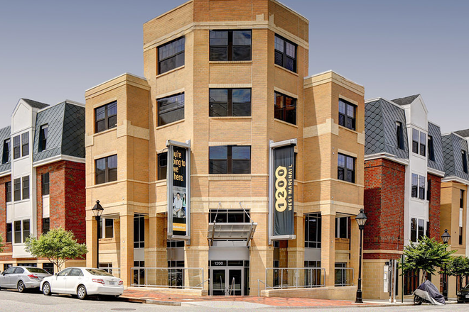 Outside of building - 1200 West Marshall, 1 bedroom and bathroom in 3 bed - 3 bath apartment, 4 minutes from campus