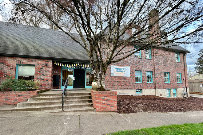 View from 20th - The Trinity House