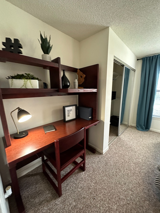 Bedroom - Sublease Hideaway Gainesville Apartments