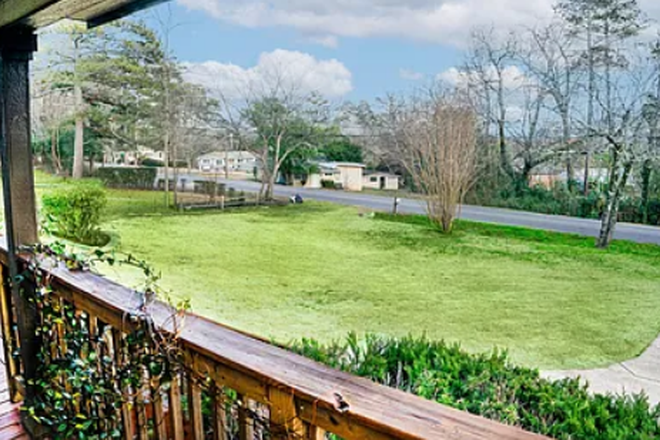View from front porch - Quiet Study-Friendly Home with Private Room and Bathroom for UAB Grad Students