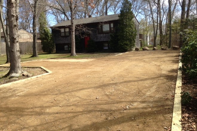 House and Parking - Year Around Rental  June-June  Close to Campus