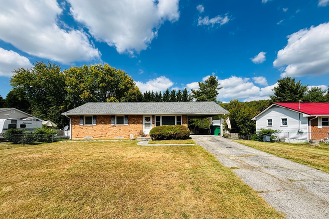  - 3 Bedroom, 1.5 Bath House