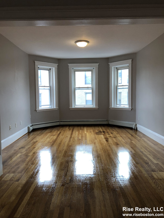 Common area - 3-BEDROOM APARTMENT IN CLEVELAND CIRCLE